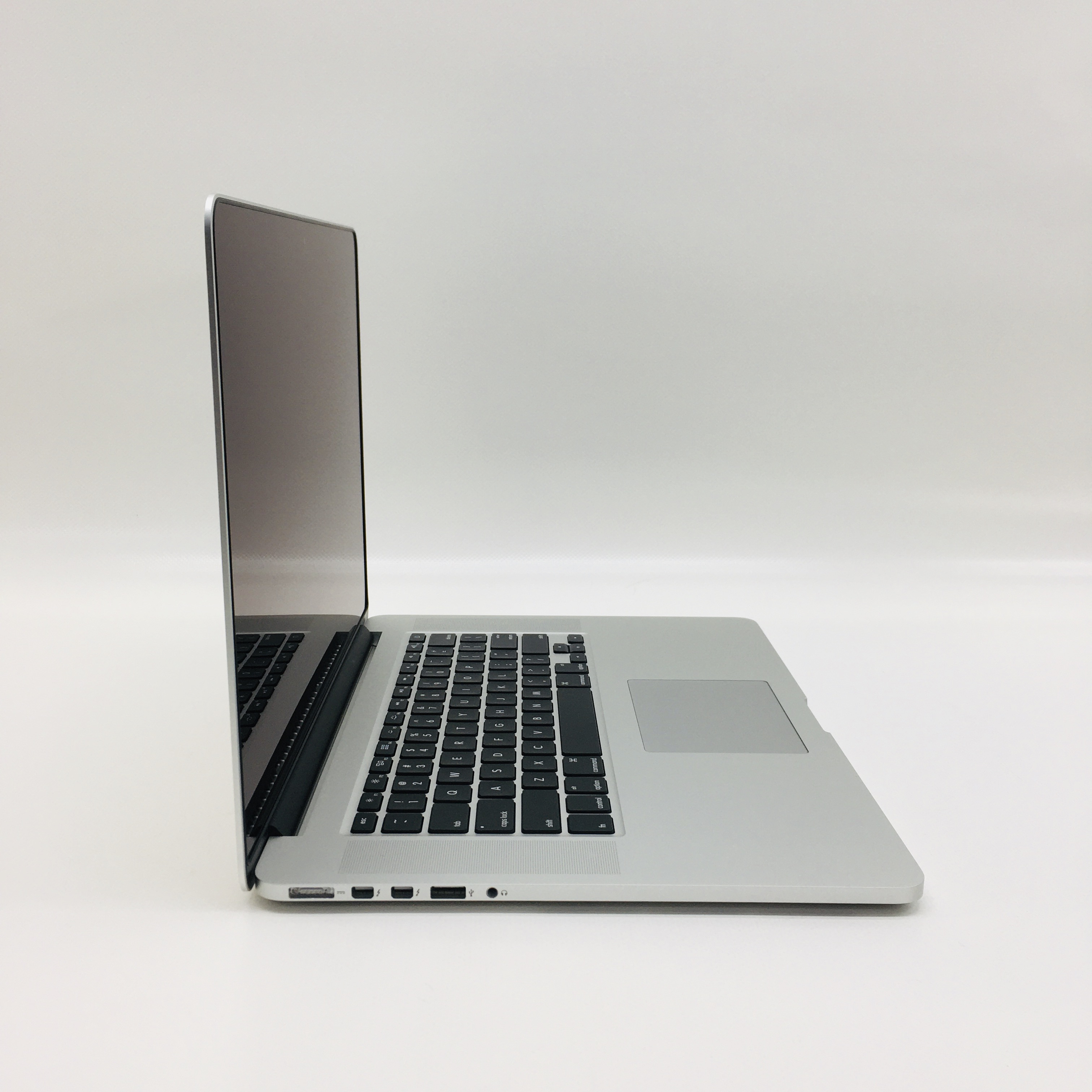 MacBook Pro Retina 15" Mid 2015 (Intel Quad-Core i7 2.5 GHz 16 GB RAM 512 GB SSD), Intel Quad-Core i7 2.5 GHz, 16 GB RAM, 512 GB SSD, image 2